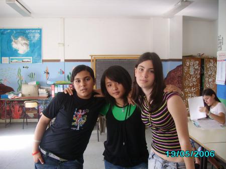 chaymaa and carolina and chineese girl ....